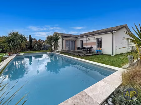 maison t4 à brach 90 m2 sur 615m²