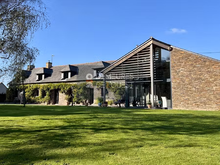 demeure de caractère - 4 chambres - piscine intérieure & vo