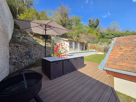 maison 4 p de 120 m2 + annexe entièrement rénovée avec jardi