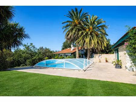 vente maison 6 pièces 190 m² urrugne (64122)