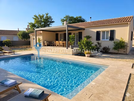 dpt(13) saint-martin-de-crau villa de plain-pied entieremen