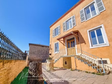 maison avec jardin – 3 chambres – cave – double garage – grenier aménageable