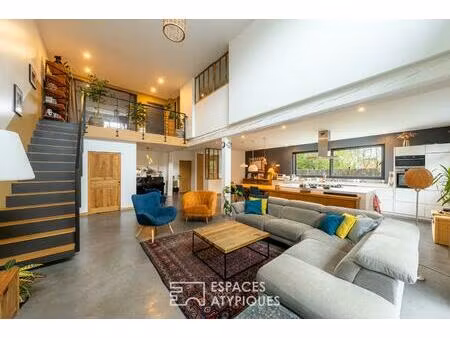 maison contemporaine au coeur d'une ancienne menuiserie