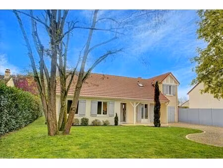 maison à vendre la chapelle st mesmin avec piscine