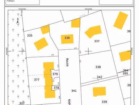 terrain constructible 915 m²