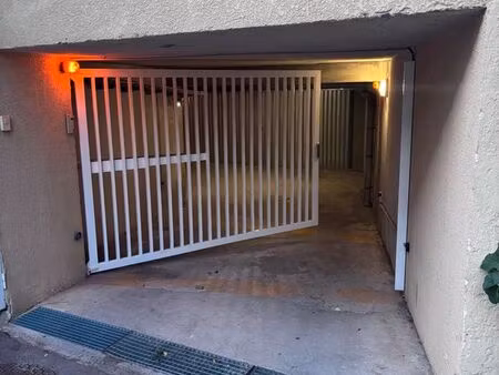 parking prive ferme dans residence securisee a beaulieu sur mer