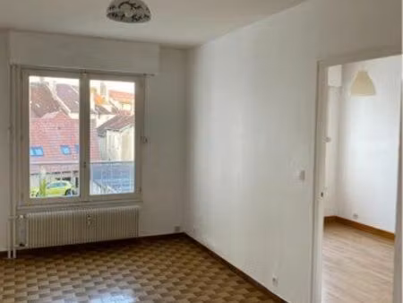 loue appartement 2 pièces proche centre ville