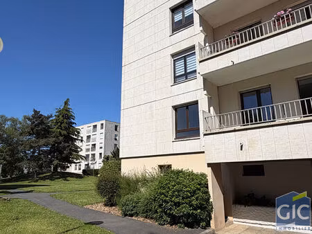 a louer f1 meuble quartier hastings