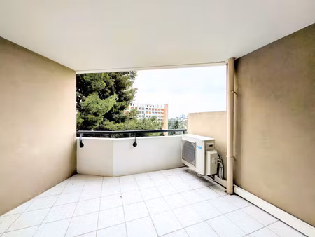 appartement 3 pièces avec terrasse et vue dégagée
