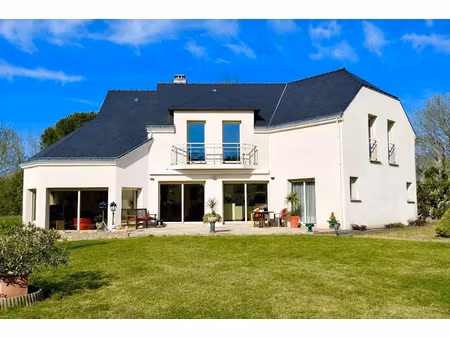 vente maison à mauves-sur-loire (44470) : à vendre / 218m² mauves-sur-loire