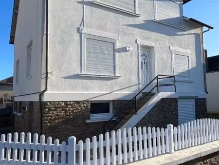 vente maison à sablé-sur-sarthe (72300) : à vendre / 115m² sablé-sur-sarthe