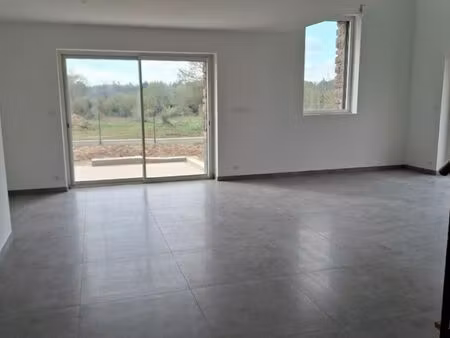 maison neuve 6 pièces à louer à treffendel - 129 m²