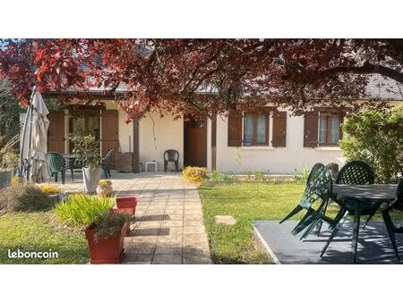 chalet 7 pièces 146 m²