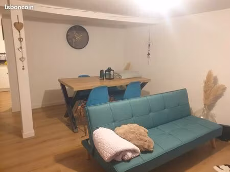 location t2 normes handicapées  rdc