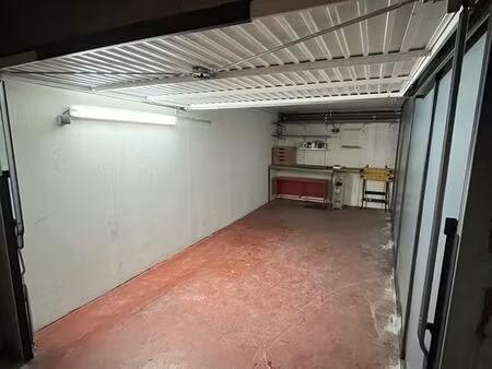 place parking boxée zenith/cartoucherie