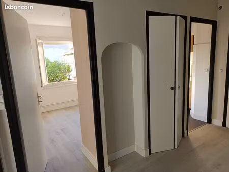 particulier loue appartement 4 pièces 67m2 lumineux  possibilité de location de garage