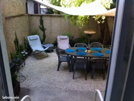 location studio avec terrasse