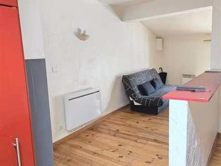 studio 1 pièce 33 m²