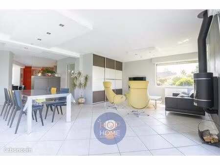 propriété 8 pièces 183 m²