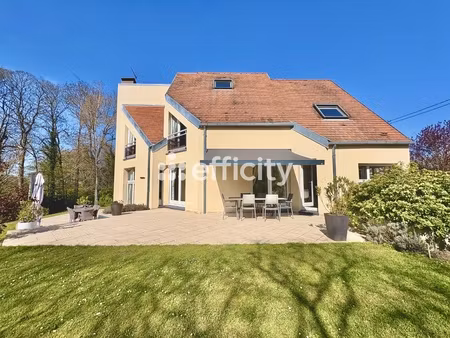maison 7 pièces - 205 m²
