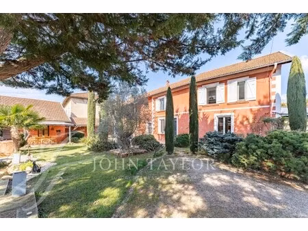 maison de luxe à vendre à la côte-saint-andré