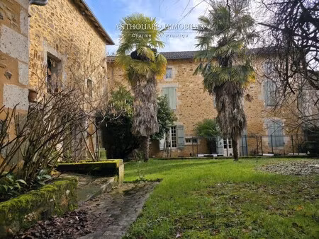 maison de village à vendre à nontron