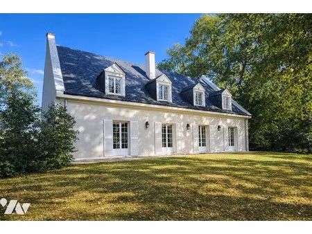 maison de luxe à vendre à rochecorbon