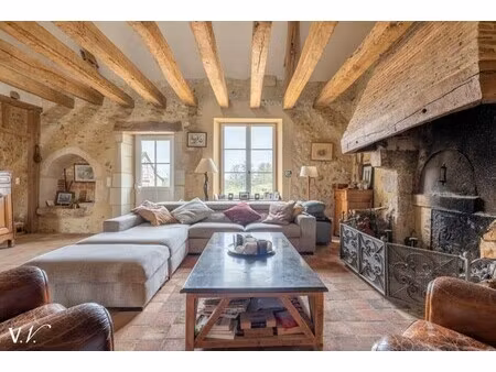 maison de luxe à vendre à ambillou