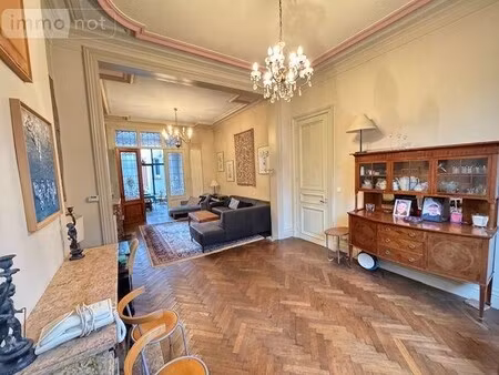 maison de luxe à vendre dans le quartier centre