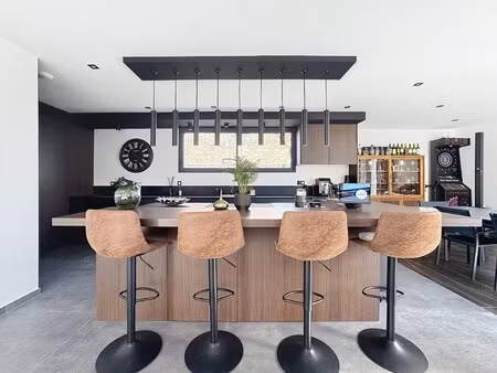 maison de luxe à vendre à gruson