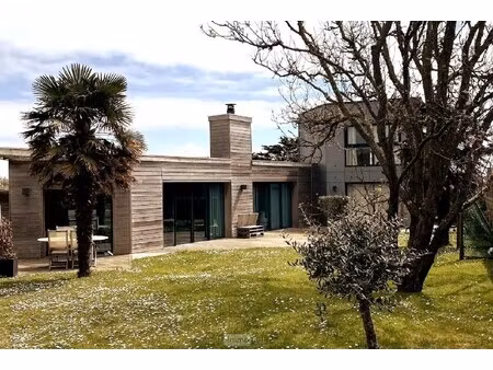 maison de luxe à vendre à brignogan-plage