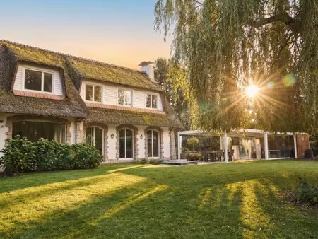 villa de luxe à vendre à gruson