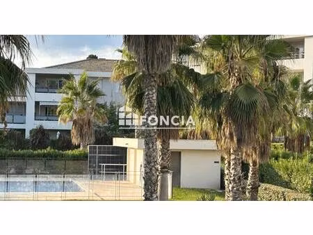 la ciotat 4 pieces avec jardin et garages privatifs