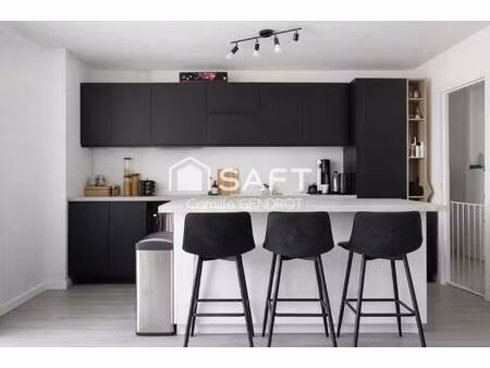 joli t3 lumineux au dernier étage d’une résidence de standing