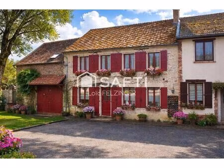 maison 207m2  5 chambres sur un terrain de 438m2