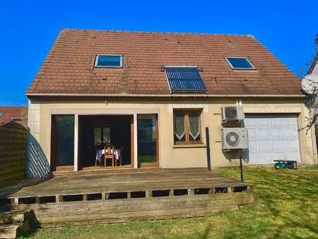 maison avec un belle espace de vie