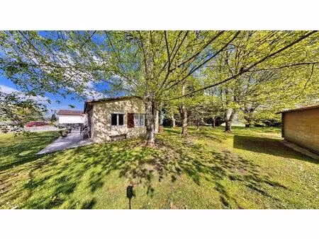 maison avec terrain constructible  fort potentiel à pugnac