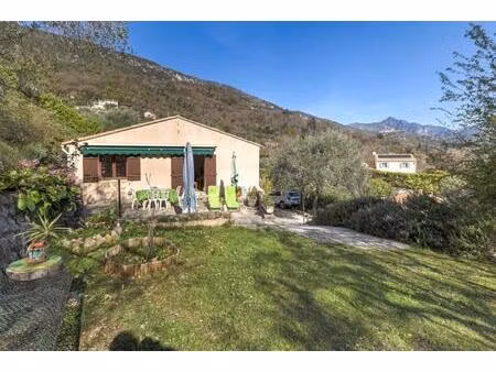 havre de paix à 30mn de nice  maison avec jardin au calme !!