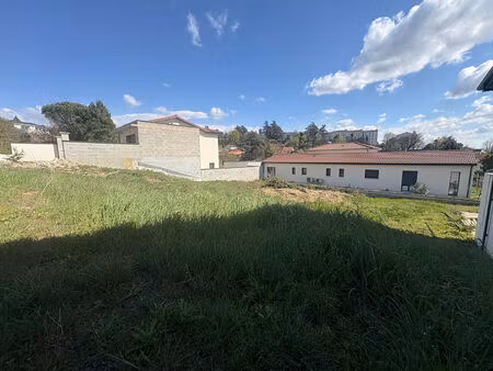 terrain 405 m2 péage de roussillon