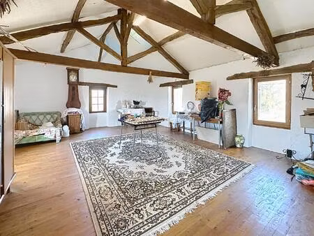 maison de caractère de 225 m2   5 chambres   piscine