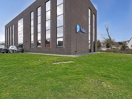 commercieel te huur in strombeek-bever