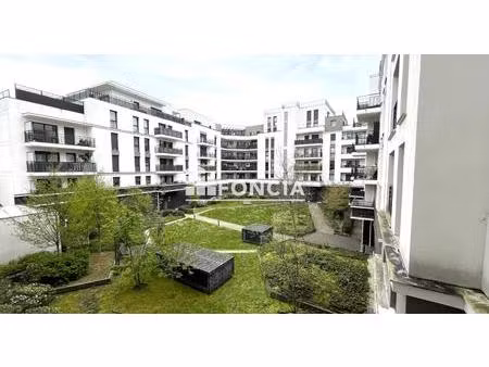 appartement 2 pièces dans une residence moderne de 2017 avec balcon et parking