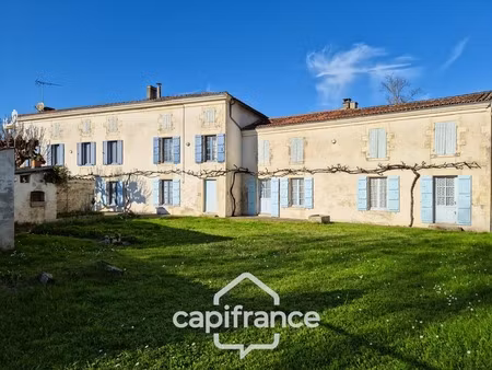 propriété à vendre 7 pièces saint pardoult (17) sur plus de 2 hectares de terrain