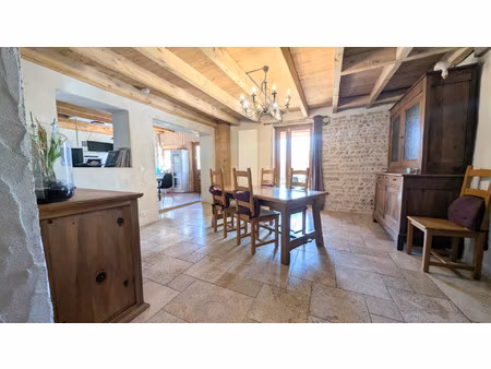 vente maison 5 pièces 220 m² bourg-en-bresse (01000)