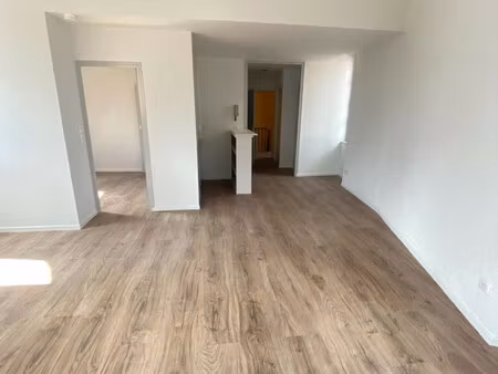 location appartement 2 pièces 43m² albi 81000