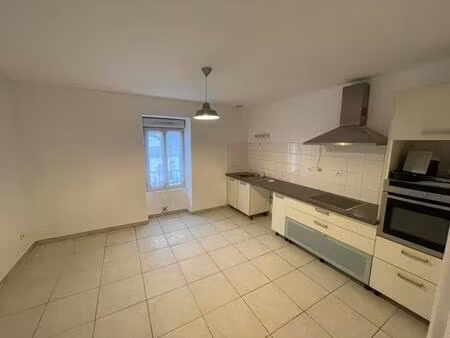 location appartement 3 pièces 80m² le martinet 30960