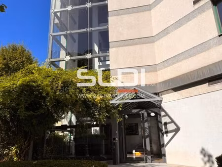 location local professionnel 325m² lyon 9ème