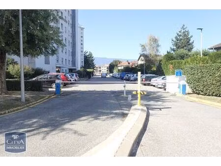 location parking barberaz 73000