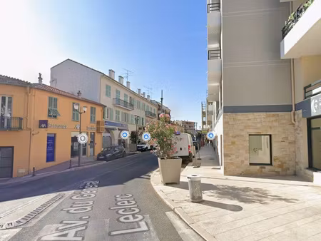 achat parking st laurent du var 06700