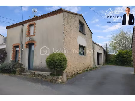 vente maison 3 pièces 74 m² à saint-georges-de-montaigu (85600)  180 000 €